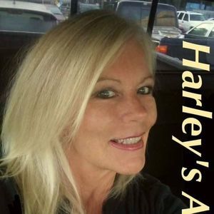 Meet your Posher, Connie